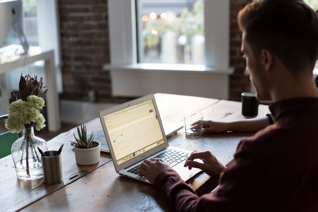 Start in die Selbstständigkeit mit eigenem Büro Jetzt